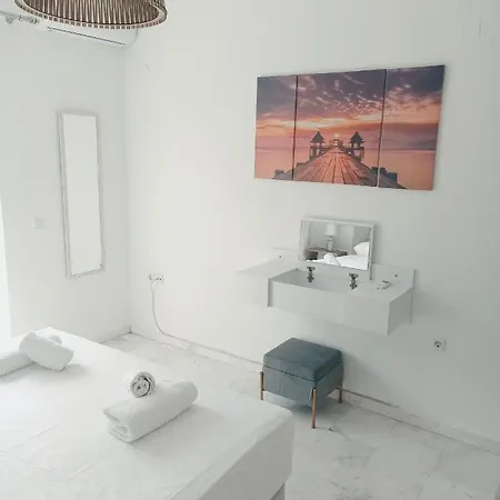 Levante Breeze Apartment *