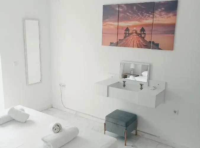 Levante Breeze Апартаменты *