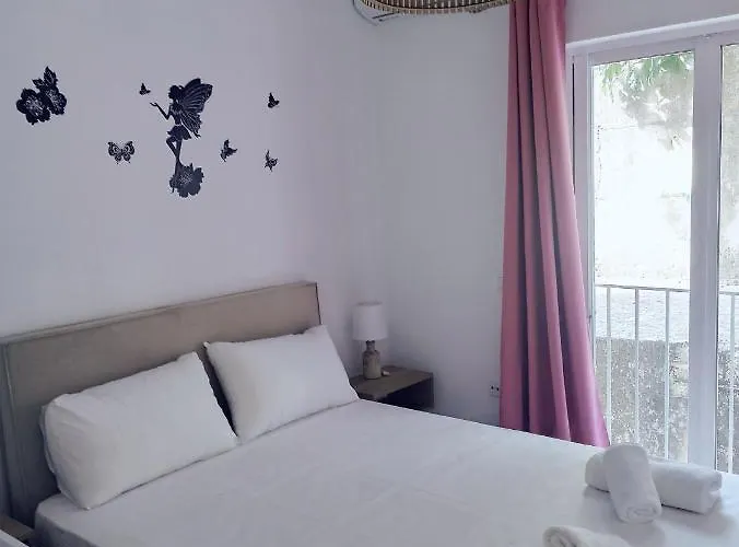 Апартаменты Levante Breeze